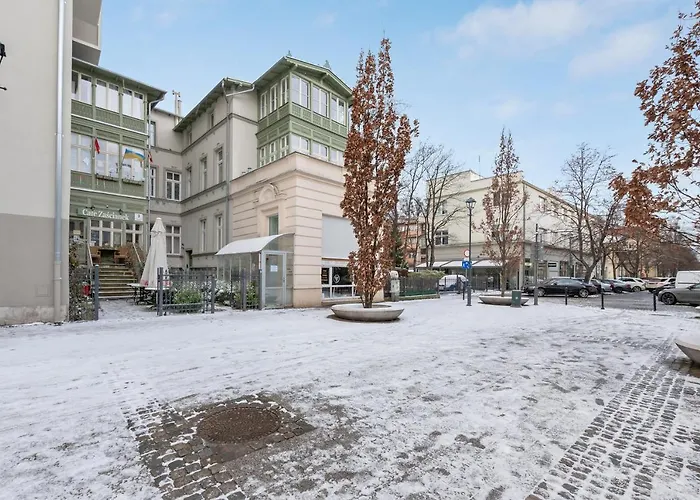 Grand Apartments - City Centre Apartment